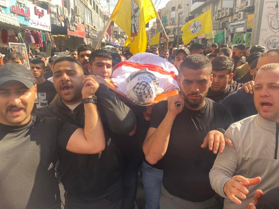 تشييع الشهيد مشارقة في مخيم جنين (تصوير: ثائر أبو بكر/ وفا)